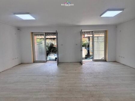 Shop For Rent at 21 Dhjetori (ID BD21870) Tirana