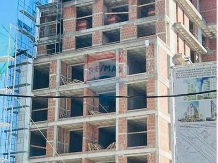 Shitet Garsionere Astir