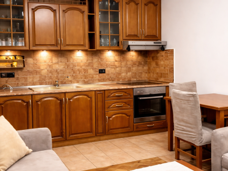 AFFITTASI APPARTAMENTO 2+1 "VIA MILO DUCI, DIETRO I COLLEGI DELL'INGEGNERIA" 550 EURO