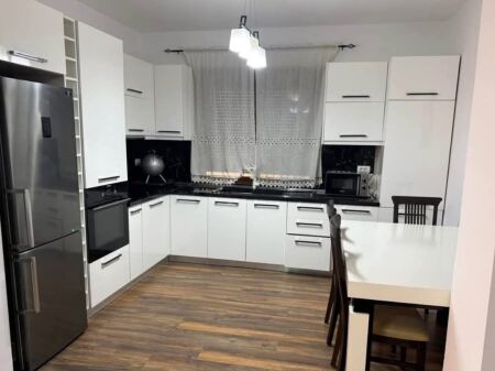 CASA IN AFFITTO 1 PIANO 2+1 + GARAGE - TIRANA