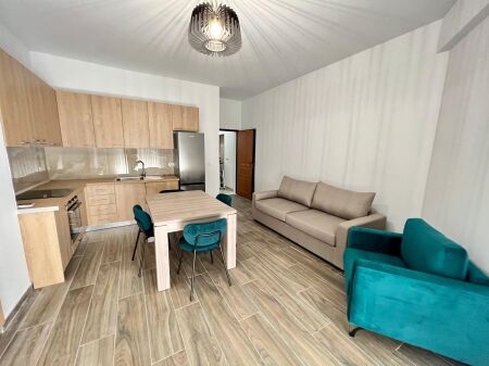 Appartamento in affitto 2+1 Via Dibra