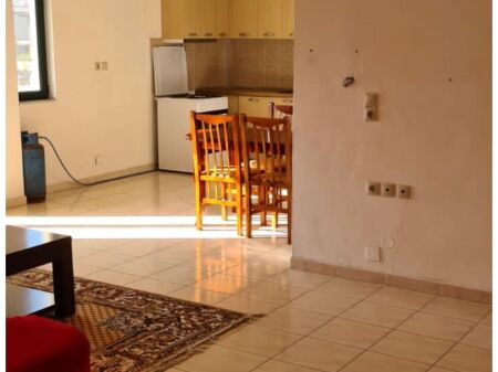 Ingresso 3+1, arredato dietro il bar Rosini Astir, 450 euro