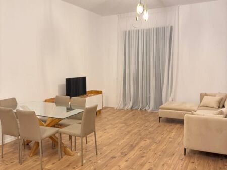 Affittasi nel Complesso Delijorgji