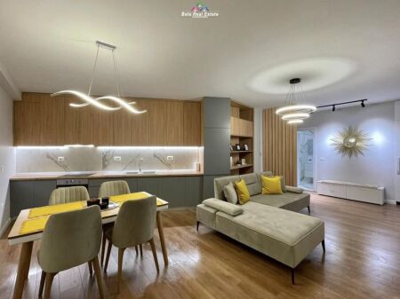 Apartament Me Qera 2+1+2 Tek Rruga e Barrikadave (ID B2201844) Tirane