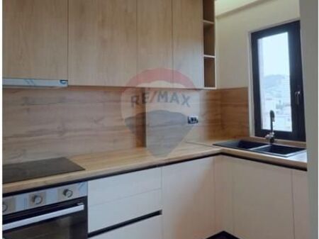 Appartamento - In Vendita - Via Kavaja, Tirana