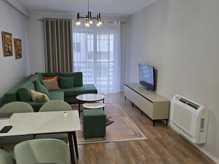 Apartament me qera 1+1+parkim tek E-88 ne rrugen Dritan Hoxha