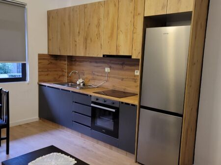 🏢Pas 9 Katesheve,Rr.Kostandini Kristoforidhi,jepet me qera apartament 1+1,i mobiluar. 60,000Leke