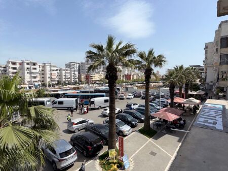 SHITET 2+1 me Ballkon  📍Stacioni Trenit • 135.000€ ✅