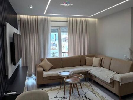 Appartamento In Affitto 2+1 A Xhamllik (ID B2201846) Tirana