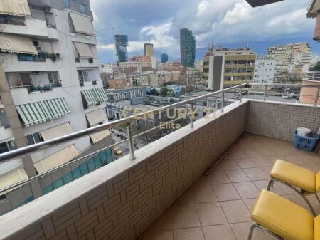 Ambient Zyrash 1+1 Me Qira, Myslym shyri