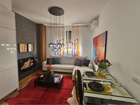 Appartamento 1+1 in vendita a 21 Dhjetori!
