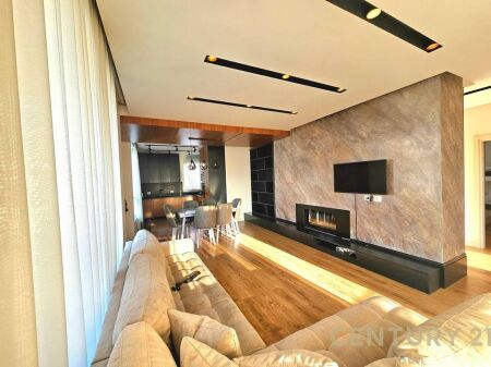 PREMIUM APARTAMENT 3+1+PARKIM PRANE KOPSHTIT BOTANIK