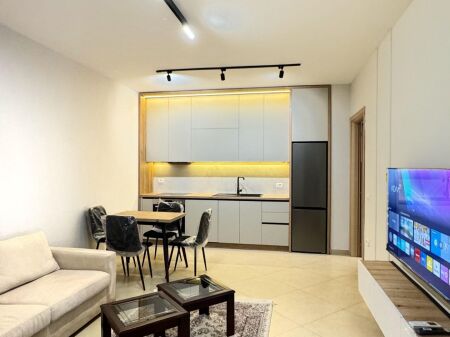 Affitto | Apartament 2 + 1 | Liqeni Artificial | 750 €/mese