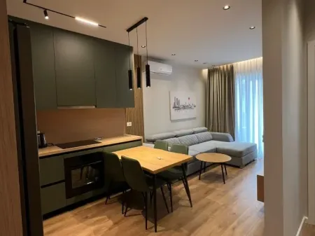 Affitto | Apartament 1 + 1 | Ali Demi, Kadiu 530 €/mese