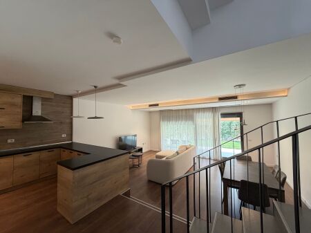 Villa 3+1+giardino+garage in affitto a TEG - MULLET