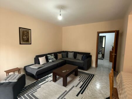 APPARTAMENTO 3+1+2 IN AFFITTO "COMUNE DI PARIGI"