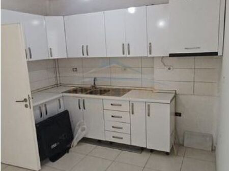 Qera,Apartament,3+1,Xhamlliku,Tirane