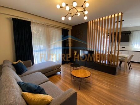 Qira, Duplex, 5 Maji