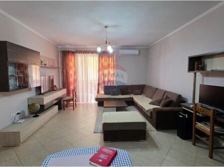 Appartamento 2+1 in affitto a Yzberisht