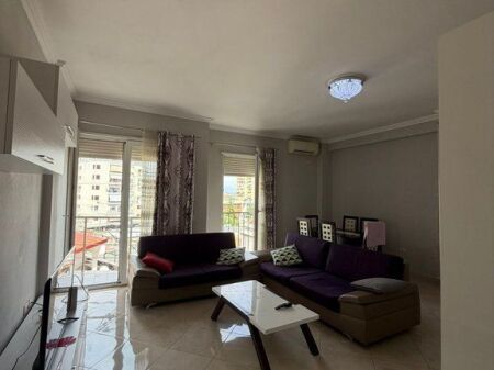 APARTAMENT 2+1+2 PER QERA NE QENDER TE DURRESIT!!!! - 500€ |