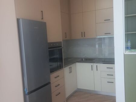 Jepet me qira 1+1 bosh UNIVERS CITY 300 mije leke