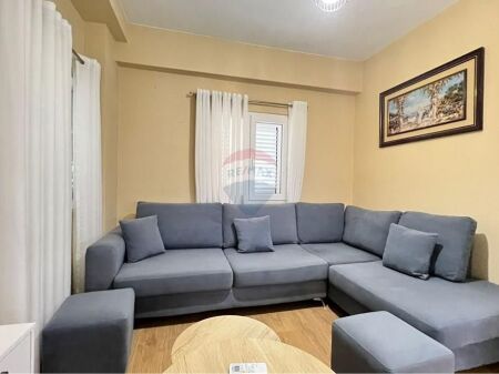 For rent 1+1 in Selite Blloku I Vilave, Tirana