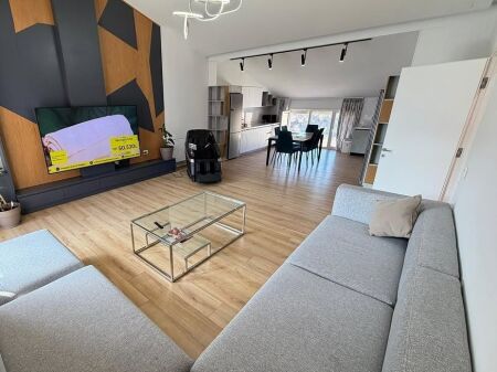 🌿 Penthouse me Qira – Secret Garden Residence, pranë TEG