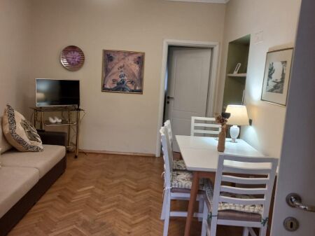 Qera | Apartament 1 + 1 | Qender | 600 €/muaj