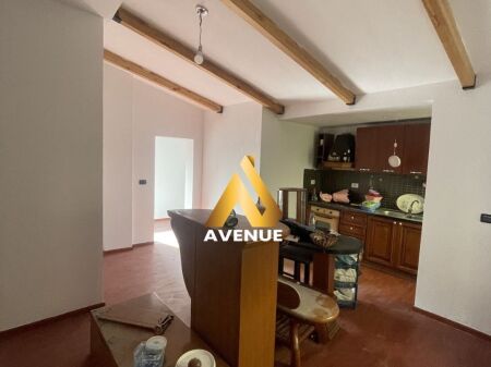 APPARTAMENTO 1+1 IN VENDITA A BLLOK, TIRANE