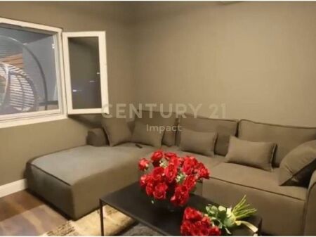 Vilë 1+1 Për Shitje në Don Bosco