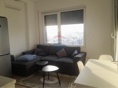 Apartament 1+1 per qira tek Tirana Golden Park