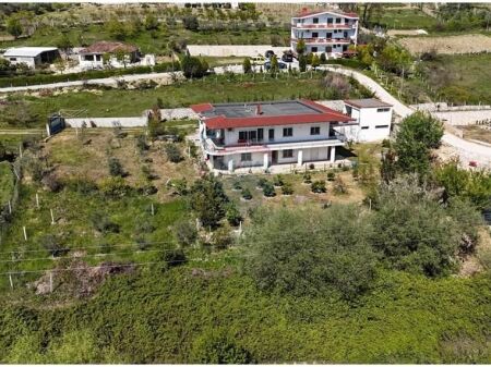 Villa in vendita a Fushe Preze