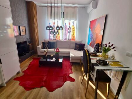 📣 SHITET Apartament 1+1 📍 Prane Mozaikut Te Tiranes ✨