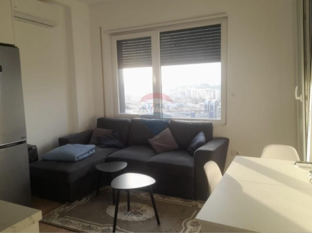 Apartament per qera 1+1 ne Yzberisht