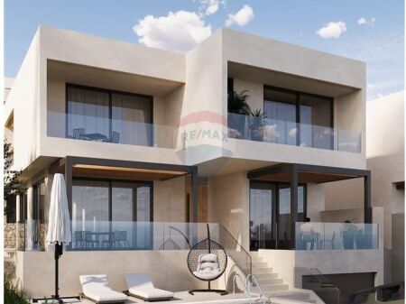 Vilë - Për Shitje - Vlorë, Vlorë(ID: 530401002-851)