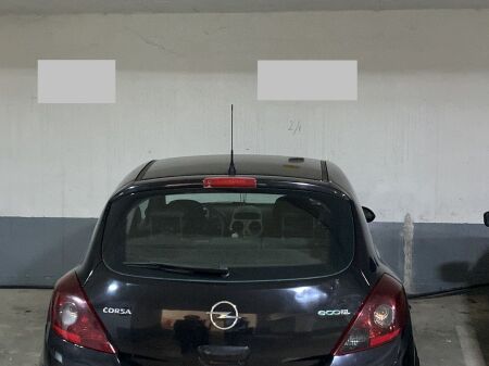 Garazhd, vend parkimi - 5 Maji, Tirane