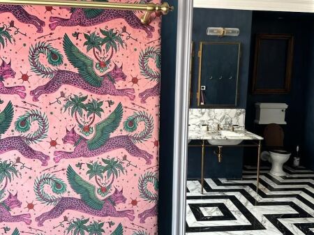 Jepet me qera apartament 1+1 ne Qender