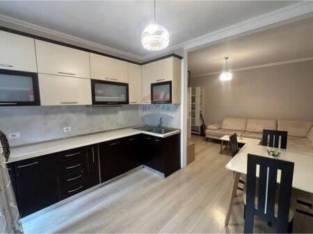 APARTAMENT 2+1+2 PER SHITJE TE 5 MAJI