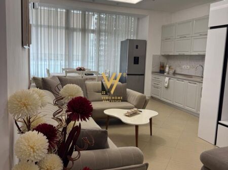 AFFITTASI APPARTAMENTO 1+1+BLK IN AFFITTO PRESSO IL COMUNE DI PARIGI 700 EURO