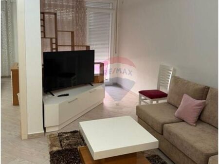 Apartamenti 1+1 me qira te Kopeshti Botanik