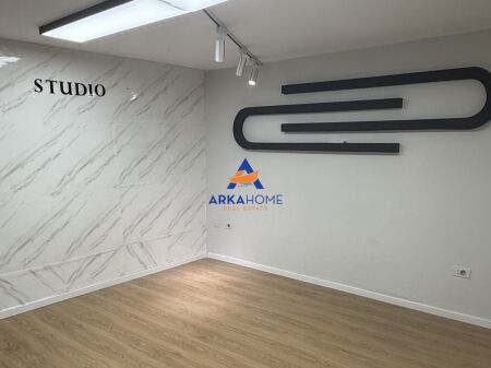 JEPET DYQAN ME QERA 32M2 "MINE PEZA" 55000 LEKE