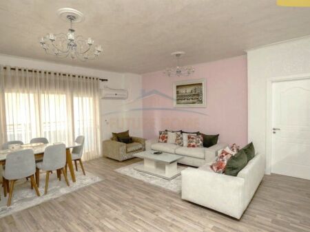 Qera, Apartament 3+1+2, mbrapa 9 Kateshet, Qender.