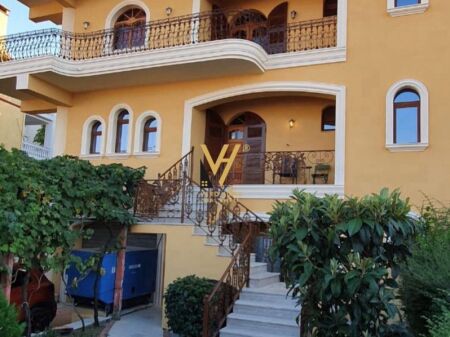 JEPET VILE 4-KATESHE ME QIRA TE RRUGA MIHAL GRAMENO 1.500 EURO