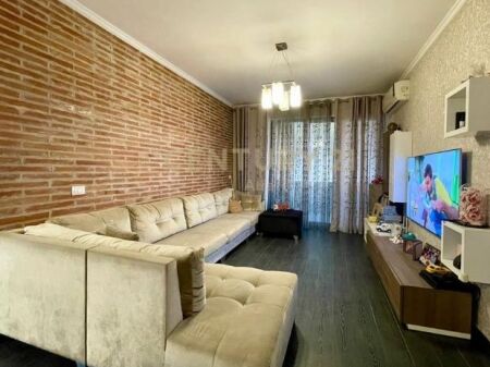 APARTAMENT 2+1+2 PER QERA