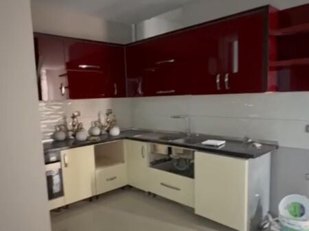 Qera | Garsoniere | Rruga 5 Maji | 300 €/muaj