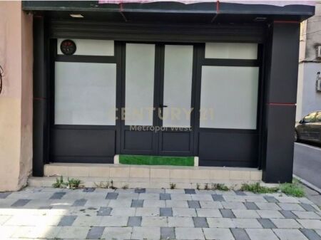 🏢 Commercial Space for Sale near “Asim Vokshi” Street, opposite Harry Fultz!