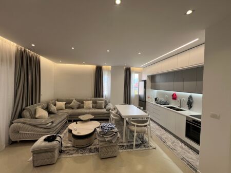 Apartament 2+1+2  per qira pran Amerikan 3