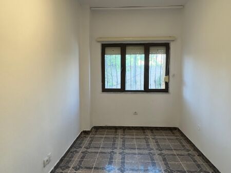 Ambjent me qera midis spitalit gjerman dhe Myslym Shyri !