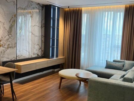 🏡 Shitet Apartament 1+1 + Parkim – Rruga Jordan Misja