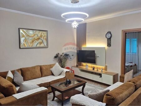 Appartamento - In Affitto - Via Don Bosko, Tirana